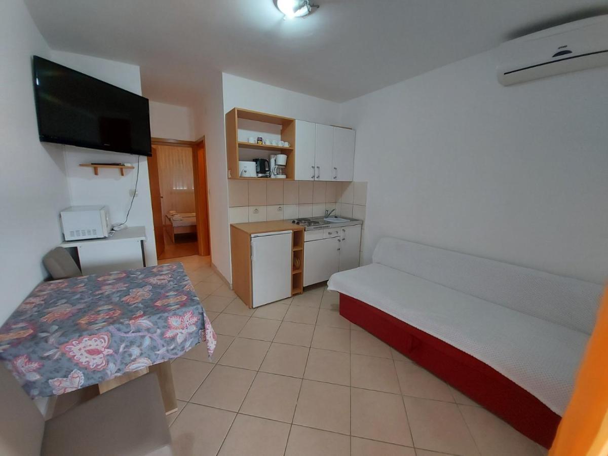 Apartment Pezic 크르크 외부 사진
